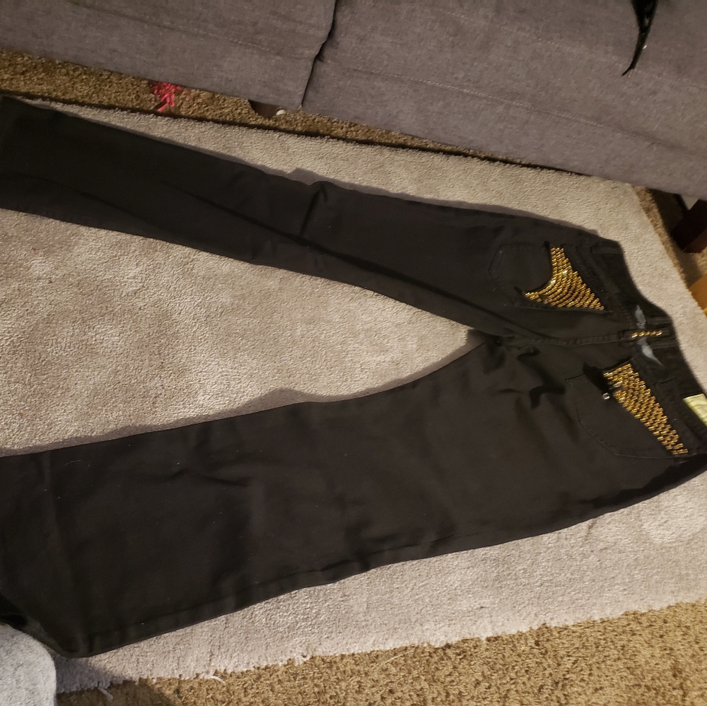 Robins Jeans